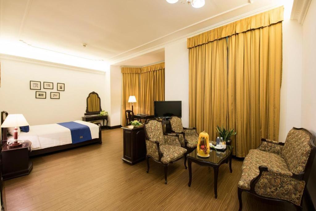 Hoa Binh Hotel Hanoi Exterior foto