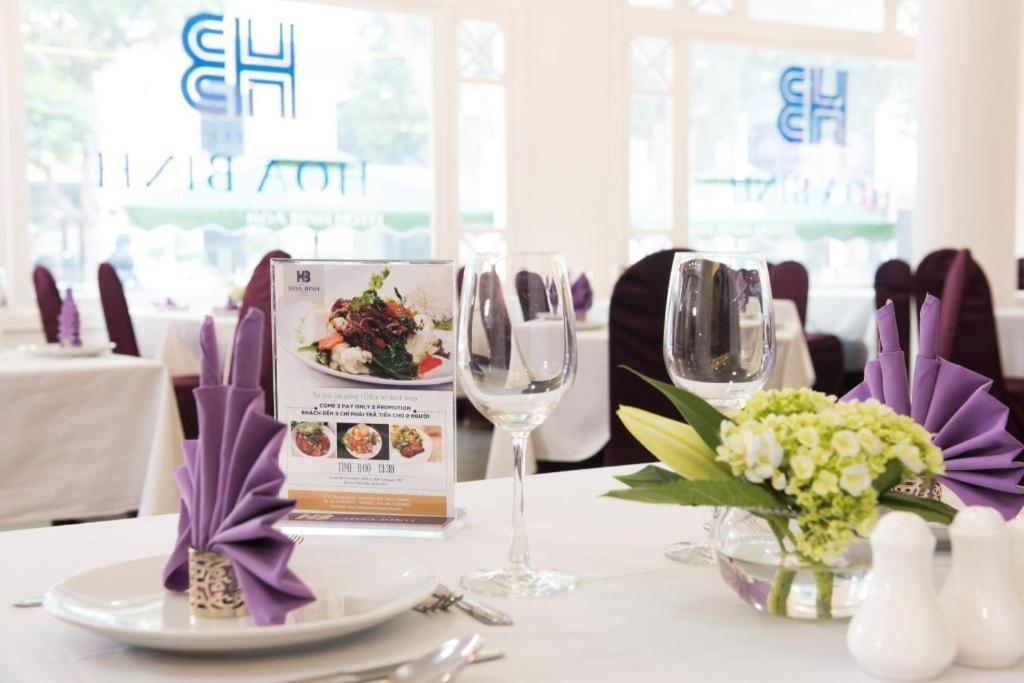 Hoa Binh Hotel Hanoi Exterior foto